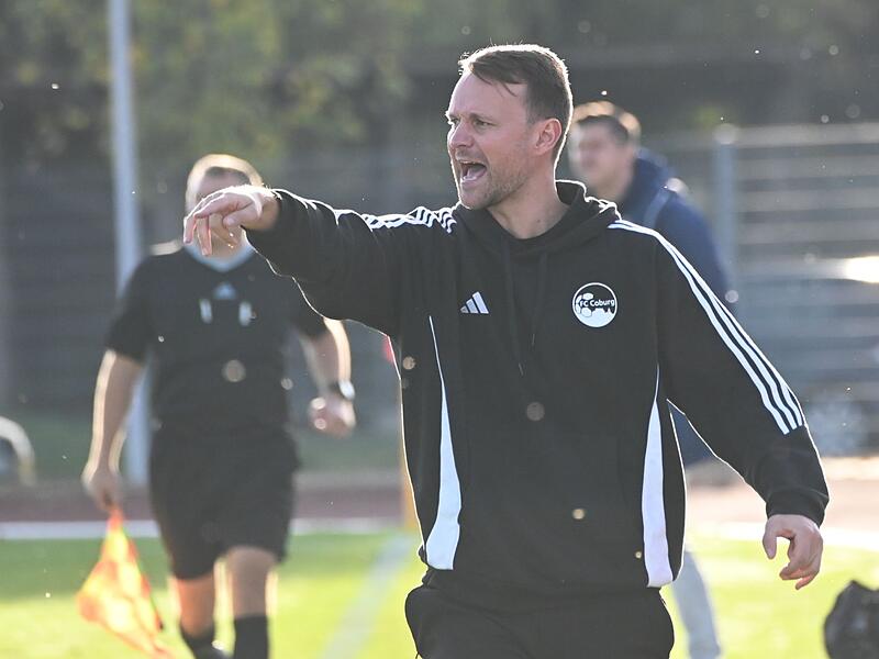 Carl-Philipp Schiebel (hier gegen Weiden) könnte die erneute Klatsche seines FC Coburg nicht verhindern. Er sah in Neumarkt sogar die rote Karte.