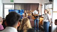 Grow Church ForchheimForchheim & Fränkische Schweiz Gottesdienst im ehemaligen Café: Seit Juni bezieht die Forchheimer „Grow Church“ das ehemalige Café Mittendrin. Die neue Freikirche kommt in Forchheim bereits gut an.