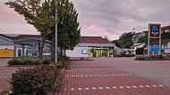 Auf dem Aldi-Parkplatz in Bad Brückenau soll ein DM-Markt entstehen.