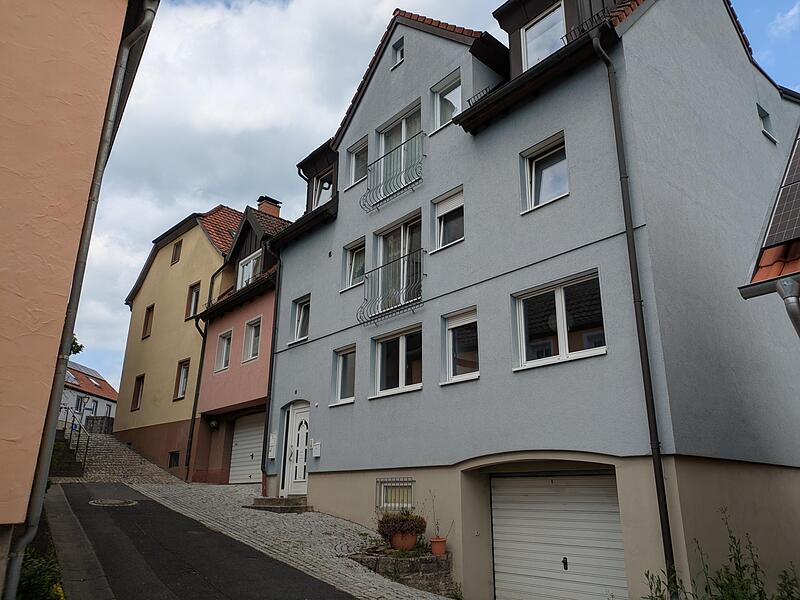 Die Wohnung im ersten Obergeschoss in der Oberen Torstraße 1 in Münnerstadt wird zwangsversteigert.