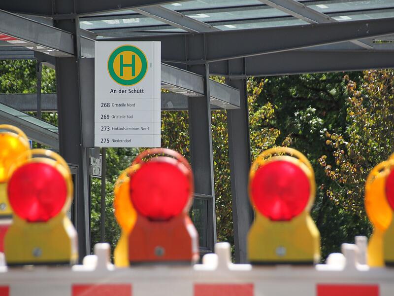 Herzogenaurach An der Schütt Die Baustelle am Busbahnhof "An der Schütt" ist eine der Sommerbaustellen in Herzogenaurach.
