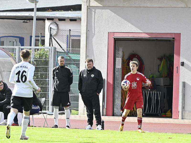 Meeders Trainer Mario Lochmann muss zum Kerwa-Heimspiel auf den rotgesperrten Lukas Scheler verzichten.