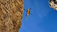 Ein Hubschrauber der Bergwacht. Ein Hubschrauber der Bergwacht.