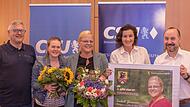 In weiser Voraussicht hatte man das erste Wahlplakat schon einmal entworfen (von links): Markus Fausten (Vorsitzender des CSU-Ortsverbands Jesserndorf), Anne Borst (Vorsitzende der Frauenunion), Kandidatin Isabell Zimmer, CSU-Kreisverbandsvorsitze... In weiser Voraussicht hatte man das erste Wahlplakat schon einmal entworfen (von links): Markus Fausten (Vorsitzender des CSU-Ortsverbands Jesserndorf), Anne Borst (Vorsitzende der Frauenunion), Kandidatin Isabell Zimmer, CSU-Kreisverbandsvorsitze...