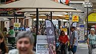 Die Innenstadt von Bad Kissingen entwickelt sich positiv: Im Vergleich zu 2020 konnten die Gewerbesteuereinnahmen um 89 Prozent auf über 15,6 Millionen gesteigert werden.