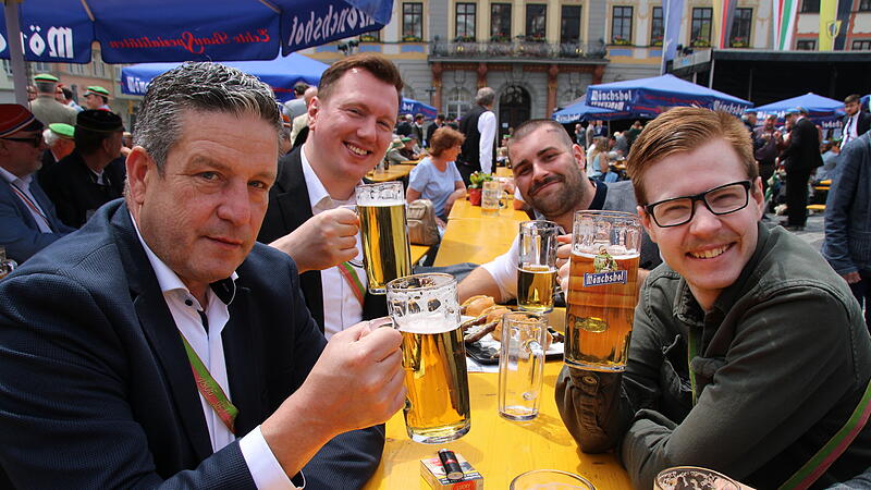 Marktfest 2025 in CoburgMarktfest 2025 in Coburg Coburger Convent: Marktfest zum Abschluss des Pfingstkongresses 2025