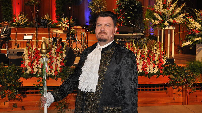 Rakoczy 2024: FestballRakoczy-Fest 2024: Samstag_2024 Rakoczy 2024: Festball mit Hofmarschall Lipsius