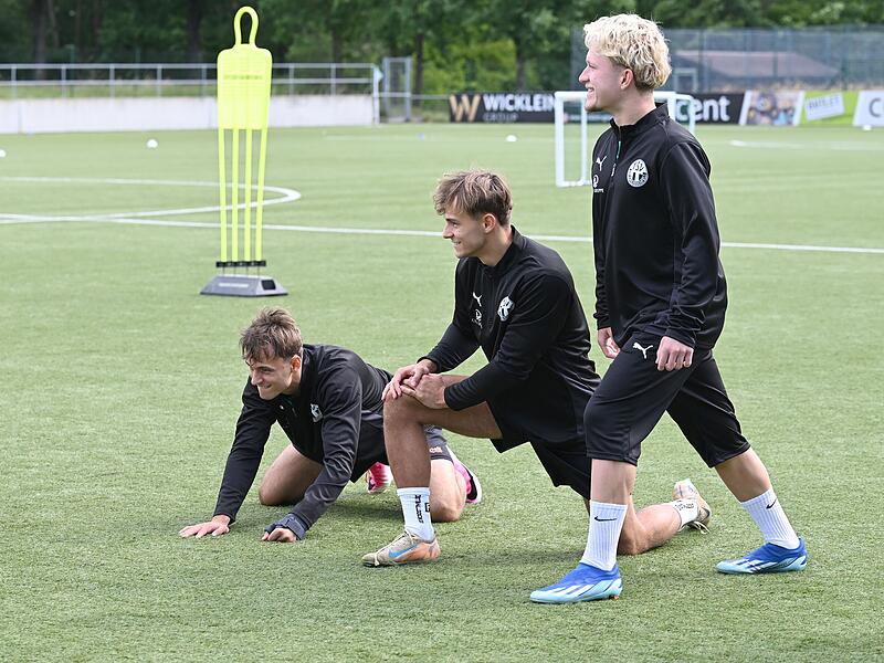 Trainingsauftakt TSV NeudrossenfeldDer TSV Neudrossenfeld hat mit der Vorbereitung auf die Bayernliga-Saison 2026/27 begonnen. Der TSV Neudrossenfeld hat mit der Vorbereitung auf die Bayernliga-Saison 2026/27 begonnen.
