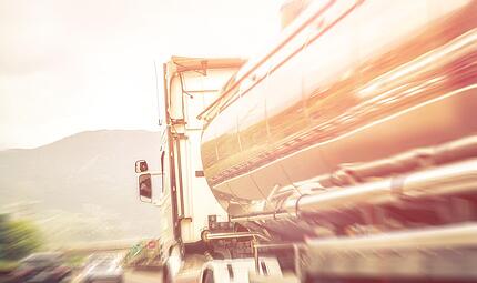 Lkw f&auml;hrt in Schlangenlinien &uuml;ber A70 bei Bamberg
