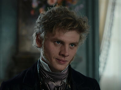 Johannes Nussbaum als zwielichtiger Bruder des Kaisers in der Netflix-Serie "Die Kaiserin"