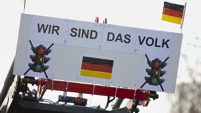Bauernprotest ForchheimDer Protestzug aus Neunkirchen am Brand erreicht Forchheim Bauernprotest ForchheimDer Protestzug aus Neunkirchen am Brand erreicht Forchheim