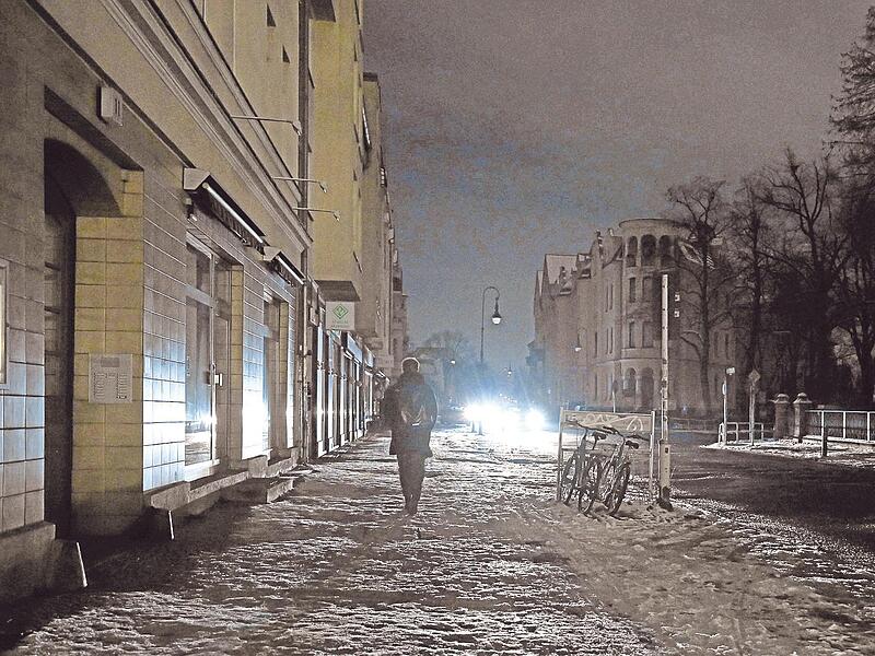 Nach dem Anschlag in Berlin waren Zehntausende Menschen im S&uuml;dwesten der Hauptstadt tagelang ohne Strom &ndash; und das bei Schnee und K&auml;lte.   