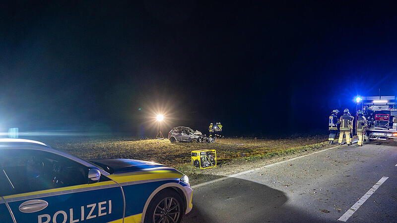 Auto kommt von Straße ab: Vier Verletzte im Kreis Lichtenfels Auto kommt von Straße ab: Vier Verletzte im Kreis Lichtenfels