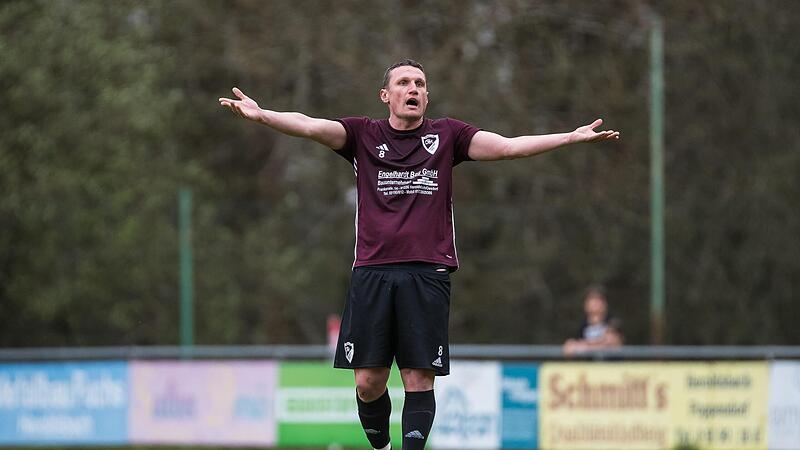 Aleksander Temelkov und seine Oesdorfer haben kein leichtes Wochenende hinter sich.Forchheim & Fränkische Schweiz Aleksander Temelkov und seine Oesdorfer haben kein leichtes Wochenende hinter sich.Forchheim & Fränkische Schweiz