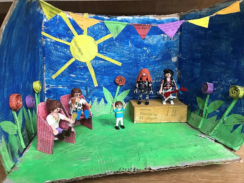 Max aus der Klasse 1d der Grundschule Strullendorf zauberte eine  &bdquo;Party im Karton&ldquo;, die sich sehen lassen kann!  Er hat damit den 1. Platz im Einzelwettbewerb gewonnen.