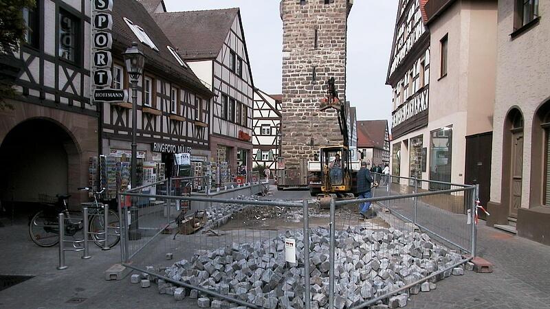 Schon 2002, kurz nach dem Verlegen, waren erste Ausbesserungen erforderlich.