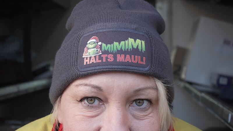 Unterwegs mit einem Paketboten im Weihnachtsstress