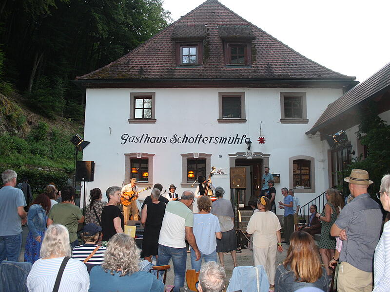 Beim letzten Open Air herrschte nochmal Stimmung in der Schottersm&uuml;hle, aber es gab auch Wehmut.
