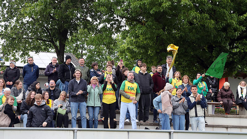 Bildergalerie: Die DJK Bamberg ist Meister der Landesliga Nordwest