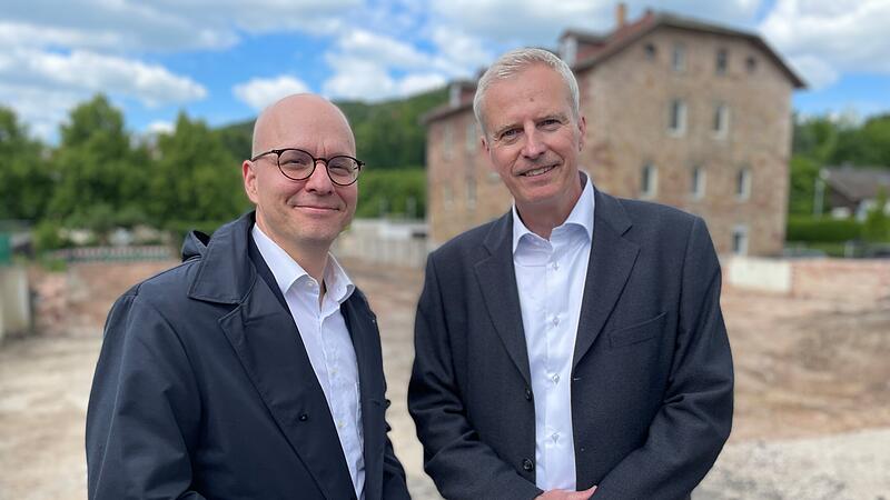 Auch OB Dirk Vogel ist von Armin Wiesners Plänen begeistert. Auch OB Dirk Vogel ist von Armin Wiesners Plänen begeistert.