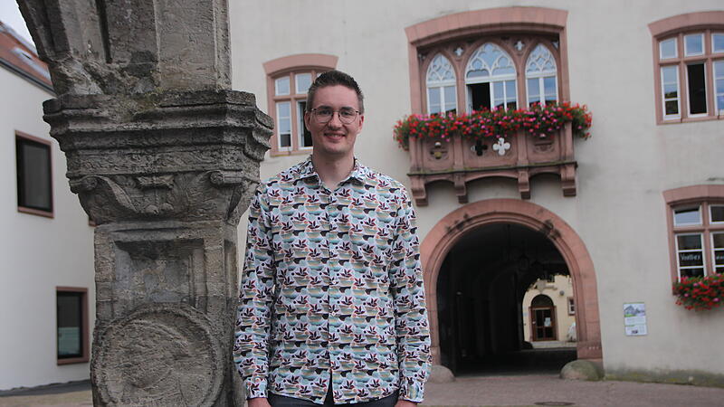 Seit Anfang Juli ist Florian Memmel der neue Gesch&auml;ftsleiter der Stadt Hammelburg.