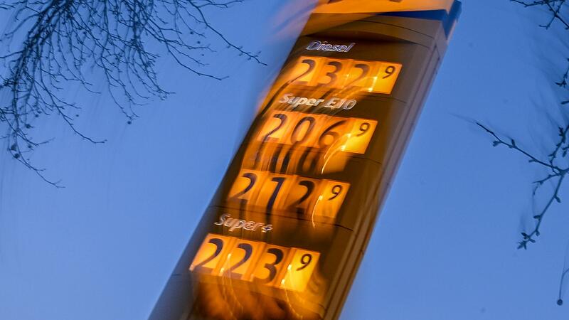 Spritpreise zum Wochenauftakt