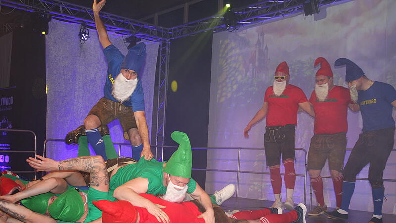 Die schönsten Fotos von der Prunksitzung in GößweinsteinDie schönsten Fotos von der Prunksitzung in Gößweinstein Die schönsten Fotos von der Prunksitzung in Gößweinstein