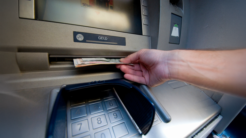 Bankautomat Geld abheben