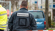 Ein 63-j&auml;hriger Mann ist am Montagmittag, 13. April, in Erlangen gestorben. Die Polizei ermittelt wegen eines T&ouml;tungsdelikts.