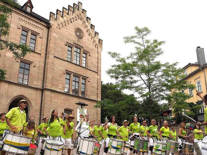 Coburg wird wieder zu „Samba-City“: Das Internationale Samba-Festival findet von Freitag, 14. Juli, bis Sonntag, 16. Juli, statt. Coburg wird wieder zu „Samba-City“: Das Internationale Samba-Festival findet von Freitag, 14. Juli, bis Sonntag, 16. Juli, statt.