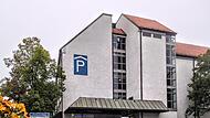 Parkhaus Post in Coburg: Hier sollen künftig acht kostenpflichtige Ladepunkte zur Verfügung stehen.