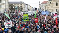 Mietendemo gegen Leerstand und Luxus-Sanierungen in M&uuml;nchen
