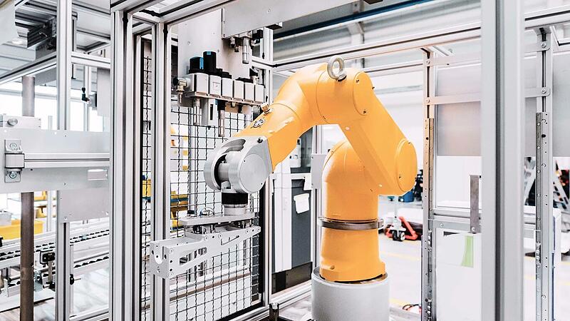 Robotik bei der Firma Schaeffler. Robotik bei der Firma Schaeffler.