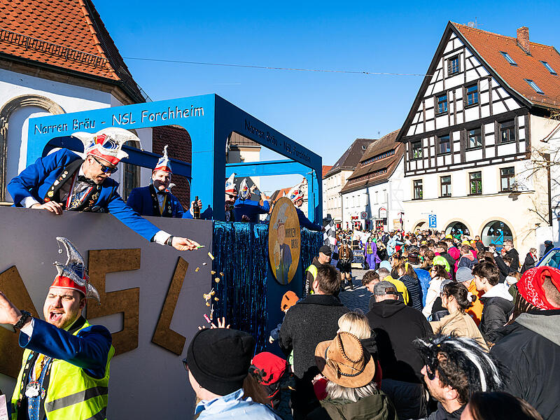 Faschingsumzug Forchheim 2025Faschingsumzug Forchheim 2025 Faschingsumzug Forchheim 2025Faschingsumzug Forchheim 2025
