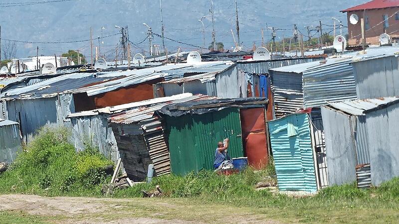 Die Slums in Kapstadt sind unter dem Begriff Townships bekannt.