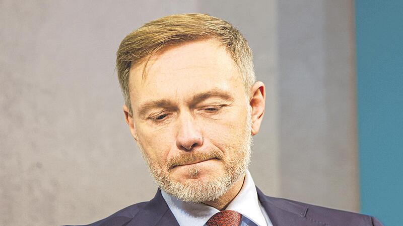 FDP-Chef Christian Lindner verteidigt das Handeln seiner Partei rund um das Ampel-Aus.