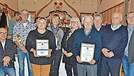 Der Schneckenloher B&uuml;rgermeister Knut Morgenroth (alle von links) ehrte Michael Prentki (ehrenamtlicher Fahrer vom B&uuml;rgerbus), Margit Anders (Vorsitzende VdK), Hildegard L&ouml;ffler (Seniorenbeauftragte), Manuela Roth (VdK-Vorstandsmitglied), Edmund S...