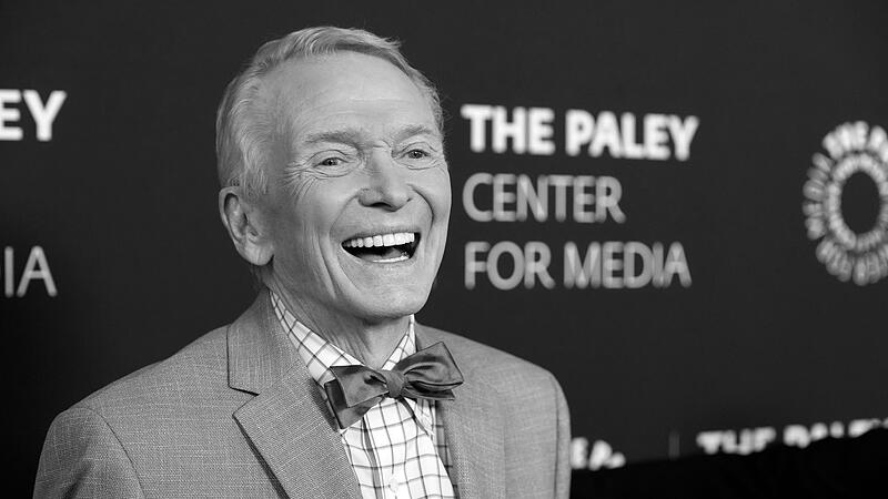 Bob Mackie Bob Mackie