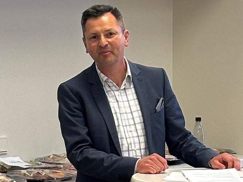Armin Motschenbacher, Schulleiter des CVG, lobte die Eigeninitiative der Sch&uuml;lerinnen und Sch&uuml;ler.