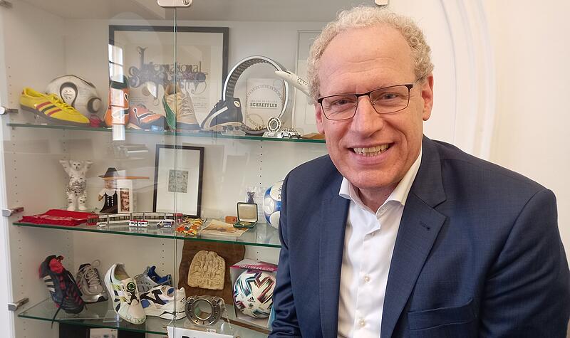 B&uuml;rgermeister German Hacker von Herzogenaurach