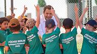 Bundesfinanzminister besucht Sportverein