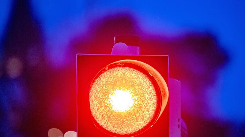 Ampel zeigt Dauerrot