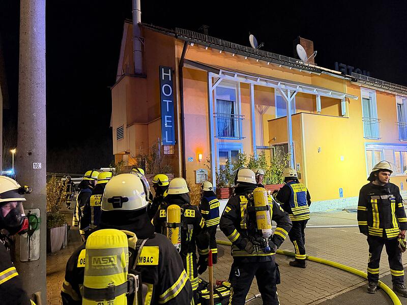 Brand HeßdorfBrand Heßdorf Im Keller eines Hotels in Heßdorf hat es am Donnerstagabend gebrannt.
