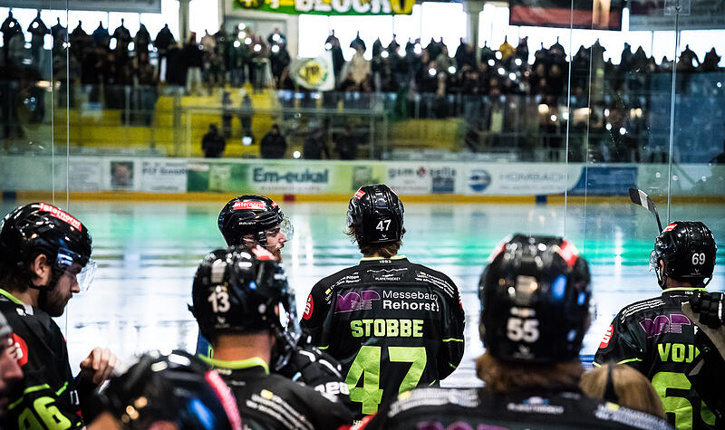 Höchstadter EC will Spiel 2 gegen Lindau gewinnen Matchpuck im Heimspiel: Die Alligators wollen am Donnerstag gegen Lindau das Play-off-Ticket lösen.