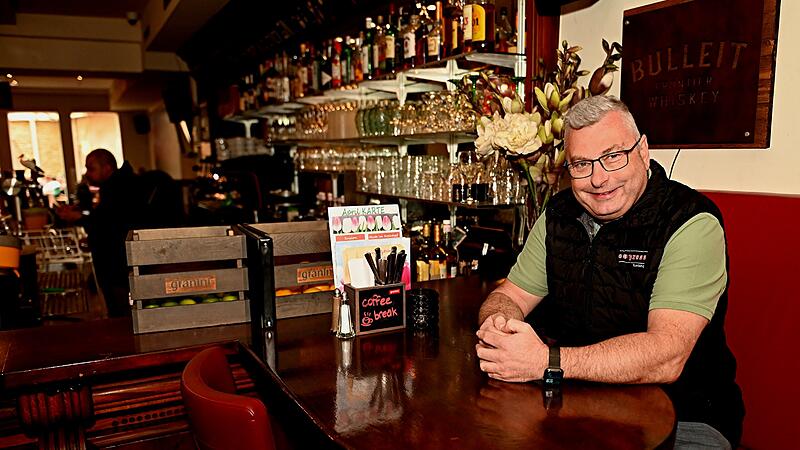 Dietmar Fuchs erweitert seinen kulinarischen Wirkungskreis mit der Tapas-Bar „Casa Zorro“. Dietmar Fuchs erweitert seinen kulinarischen Wirkungskreis mit der Tapas-Bar „Casa Zorro“.