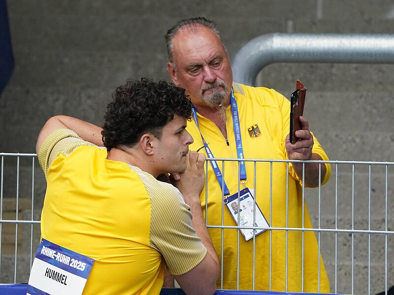 Merlin Hummel wird zur Weltmeisterschaft nach Tokio von seinem Heimtrainer Martin Ständner begleitet.