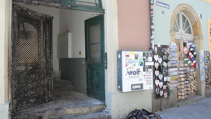 Feuer in der Sandstraße: der Morgen danach Feuer in der Sandstraße: der Morgen danach