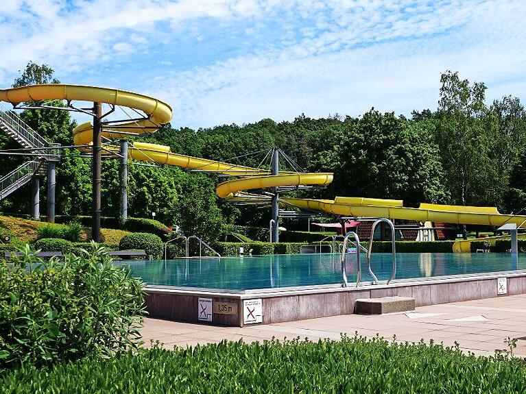120 Meter lang ist die Rutsche im Freizeitbad "Aquarena" in Zapfendorf.