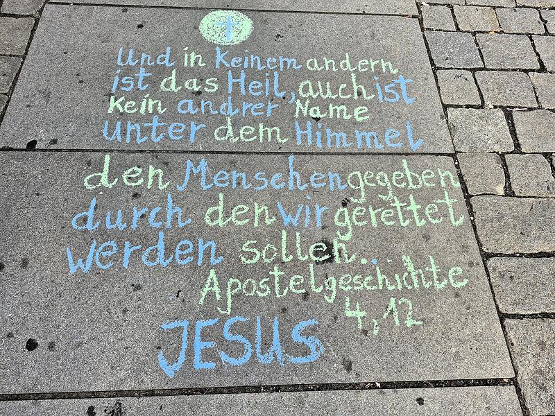 Dieses Zitat ist aus der Apostelgeschichte 4,12 Dieses Zitat ist aus der Apostelgeschichte 4,12