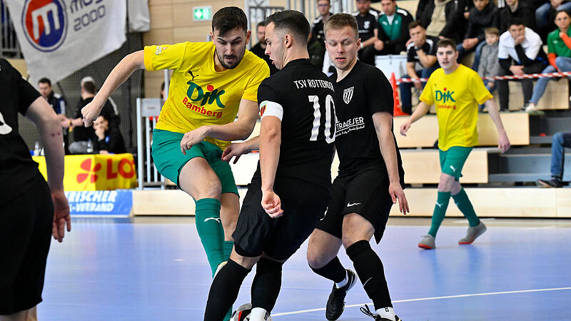 Im ersten Spiel gegen den TSV Rottendorf hatte die DJK Don Bosco Bamberg rund um Simon Allgaier das Nachsehen.